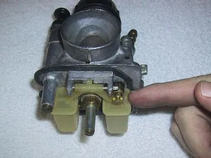 Hogyan állítsuk be a karburátor motorkerékpár