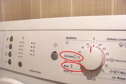 A köpeny lehet mosni
