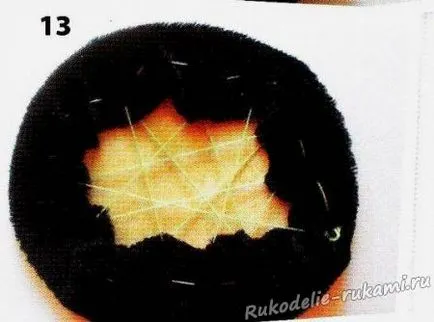 Ő varrta egy macska