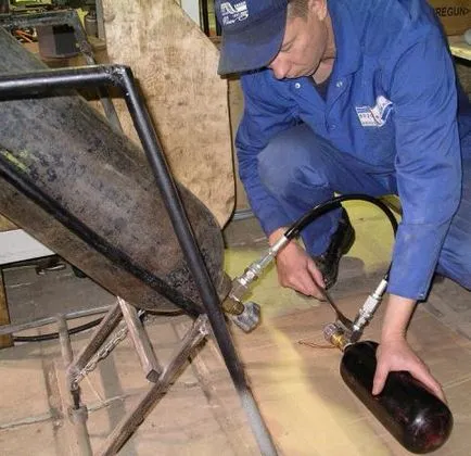 Hogyan kell kitölteni a szén-dioxid