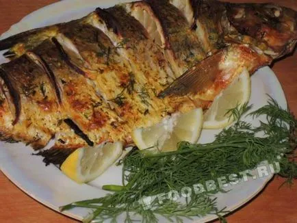 Hogyan kell sütni a sütőben keszeg