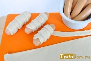 Hogyan csomagolja a kolbász a tésztába Hogyan csomagolja a kolbász a tésztába