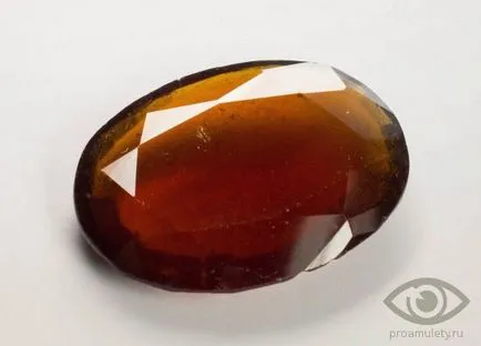Garnet stone és tulajdonságai