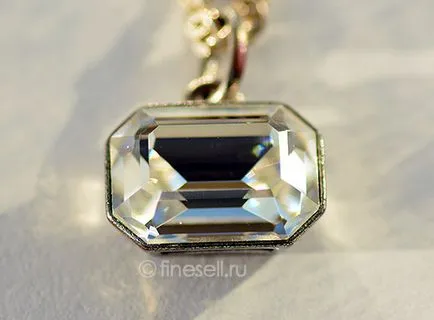 Mik Swarovski kristályokkal Mik Swarovski kristályokkal