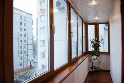 Belsőépítészeti erkély műanyag panelek