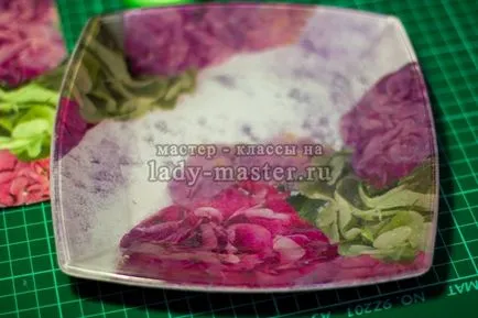 Master Class fordított decoupage lemezek