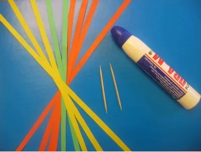 Képeslap kezüket Quilling