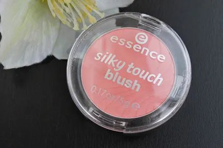 Essence pirosító