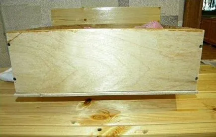 Folyosó bútorok a kezüket