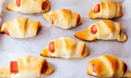 Hogyan csomagolja a kolbász a tésztába Hogyan csomagolja a kolbász a tésztába