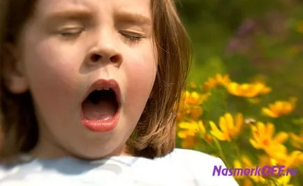 Miért gyerekek tüsszentés