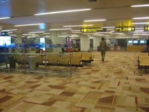 Mi a repülőtér tranzit zónában