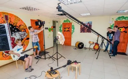Darukezelő saját kezűleg Darukezelő saját kezűleg