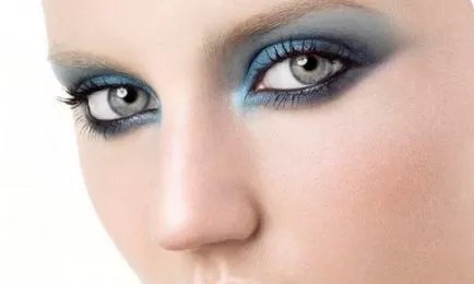 13. A legjobb smink lehetőségek Smokey jég és annak alkalmazása lépésről lépésre