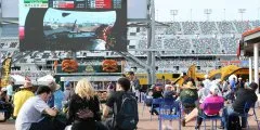 500 Erők art, mit kell tenni a „24 órás Daytona” (Daytona) 500 Erők art, mit kell tenni a „24 órás Daytona”
