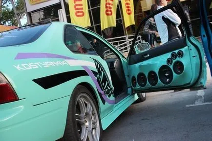 Mi az az automatikus hang és hogyan kell helyesen építeni egy hangrendszer az autóban (a) Mi az az automatikus hang és hogyan kell helyesen építeni egy hangrendszer az autóban