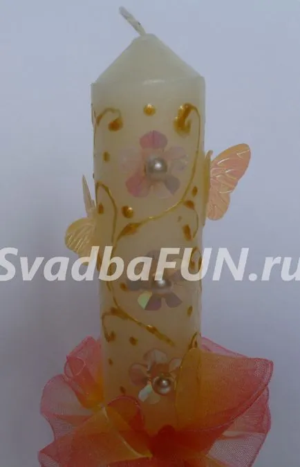Hogyan díszíteni a gyertyát