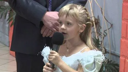 Baba gratulálok az esküvő szülők, nagybátyja és keresztapja, video (gyermekeknek) Baba gratulálok az esküvő szülők, nagybátyja és keresztapja, video