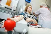Donor nap fizetés és nappal ki véradó (ok) Donor nap fizetés és nappal ki véradók
