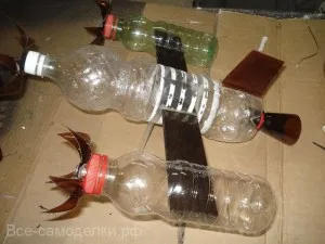Szélkakas műanyag palackok (szélmalom), az összes házi (szélkakas) Szélkakas műanyag palackok (szélmalom), az összes házi