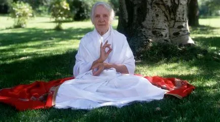 Indra Devi Yoga first lady