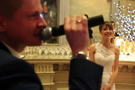 Toast a tanú az esküvőn