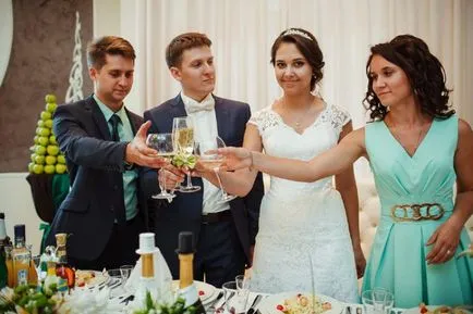 Toast a tanú az esküvőn Toast a tanú az esküvőn