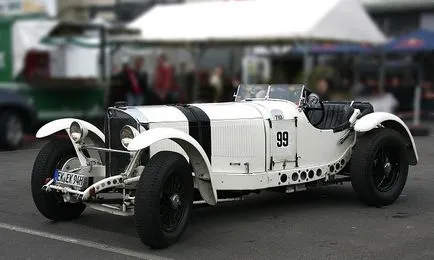 A történelem az autóipari márka, a Mercedes-Benz (Karl Gottlieb Daimler) A történelem a márkája, a Mercedes-Benz