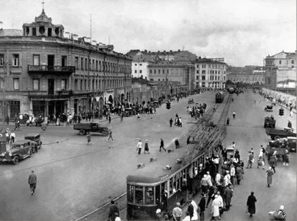 History Okhotny bevásárlóközpontok a bevásárló központ