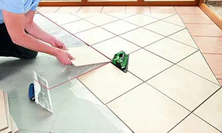 Hogyan feküdt csempe a fürdőszobában, a munkavégzési szabályok saját kezűleg