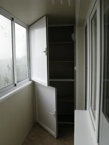 Hogyan készítsünk egy szép szekrény az erkélyre (loggia) kezeddel kalauz fotókkal (erkély) Hogyan készítsünk egy szép szekrény az erkélyre (loggia) kezeddel útmutató fotókkal