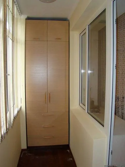 Hogyan készítsünk egy szép szekrény az erkélyre (loggia) kezeddel kalauz fotókkal (záró) Hogyan készítsünk egy szép szekrény az erkélyre (loggia) kezeddel útmutató fotókkal