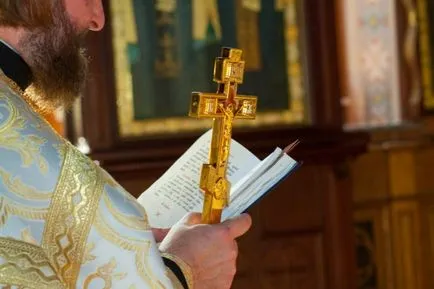 Minden az esküvő a templomban Minden az esküvő a templomban