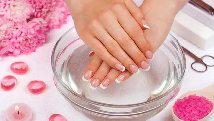 Hogyan fehéríti körmök otthon tippek