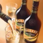 Hogyan kell inni Baileys - 5 megfelelő használata tippek