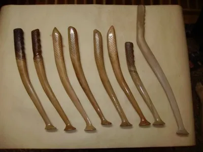 Hogyan készítsünk egy croaker harcsa a kezüket egy fa rajzok, video, termelés utasítás (gyártási Kwok tölgy) Hogyan készítsünk egy croaker harcsa a kezüket egy fa rajzok, videó, kézi gyártás