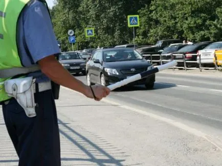 Hogyan készítsünk ellen panaszt a közlekedési rendőrök (jobbra) Hogyan készítsünk ellen panaszt a közlekedési rendőrök