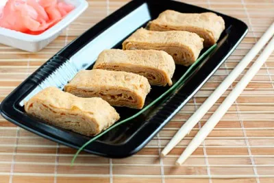 Főzni japán omlett recept 3 (mat csavaró tekercs) Főzni japán omlett recept 3