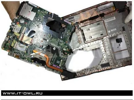 Hogyan szétszerelni a laptop 1