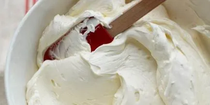 Hogyan készítsünk egy krémes tejszín, puding, csokoládé (savanyú) Hogyan készítsünk egy krémes tejszín, puding, csokoládé