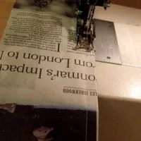 Hogyan készítsünk egy ruhát újságokból