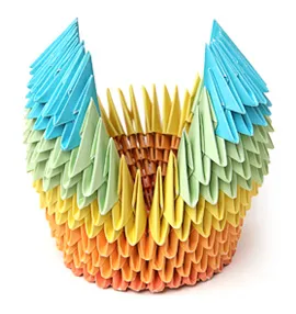 Hogyan készítsünk egy origami hattyú