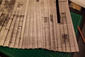 Hogyan készítsünk egy ruhát újságokból