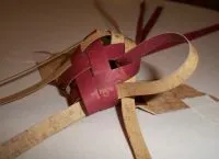 Hogyan készítsünk egy madár papírból
