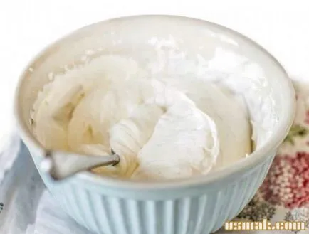 Hogyan lehet tejszínhabbal recept otthon egy tortát, hogy hogyan tejszín egy habzik