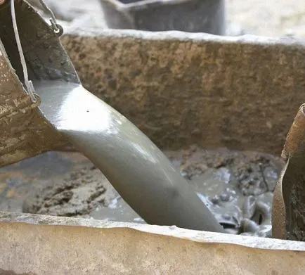 Hogyan készítsünk jó beton kezüket, épület portál
