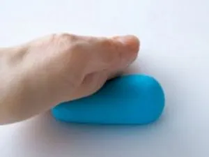 Mint egy vak gép agyagból