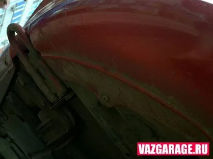 Hogyan lehet eltávolítani az első lökhárító Lada Kalina (test) Hogyan lehet eltávolítani az első lökhárító Lada Kalina
