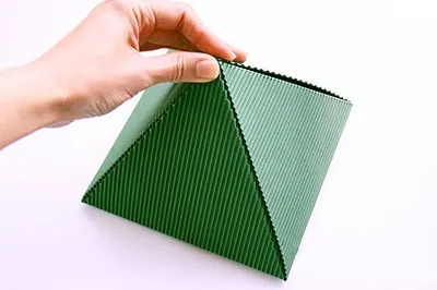 Hogyan csomag egy órát, mint egy ajándék saját kezűleg
