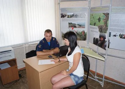 Hogyan juthat el a szerződést a hadsereg, a sorozott katona